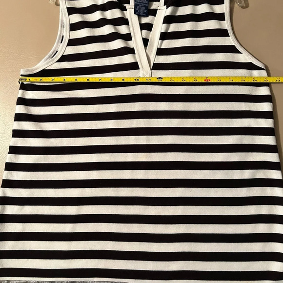 CATALINA Black and White Striped Sleeveless Top With Hoodie - Picture 5 of 7